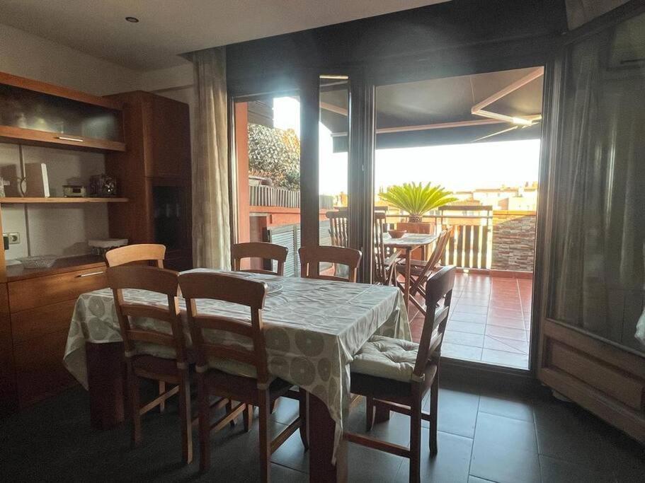 Apartament Atico Luminoso Centrico Y Comodo Figueres  Zewnętrze zdjęcie