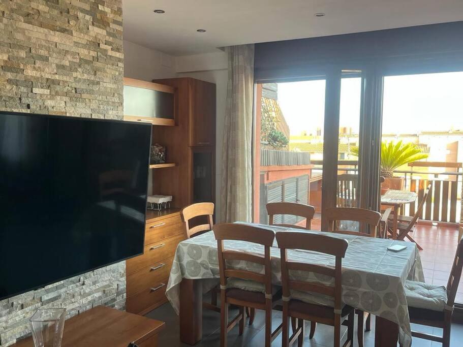 Apartament Atico Luminoso Centrico Y Comodo Figueres  Zewnętrze zdjęcie