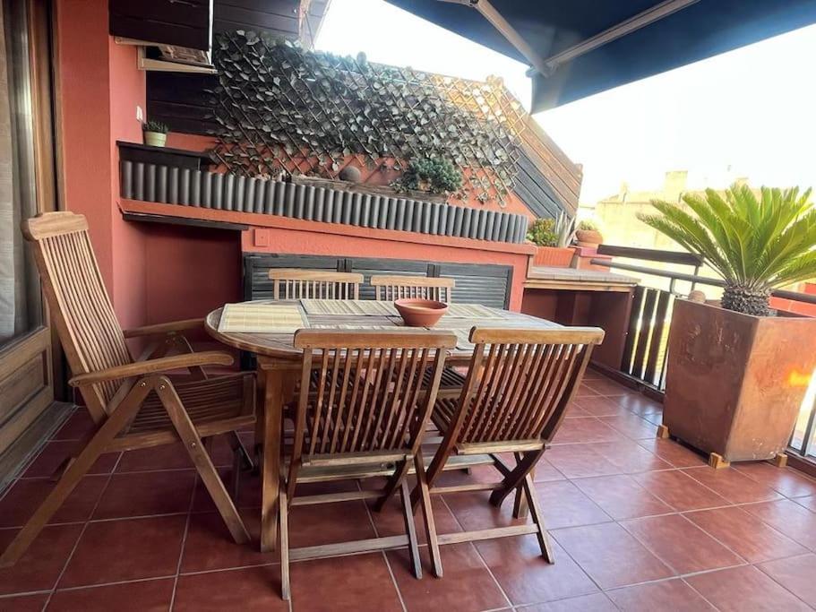 Apartament Atico Luminoso Centrico Y Comodo Figueres  Zewnętrze zdjęcie