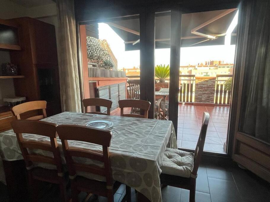 Apartament Atico Luminoso Centrico Y Comodo Figueres  Zewnętrze zdjęcie